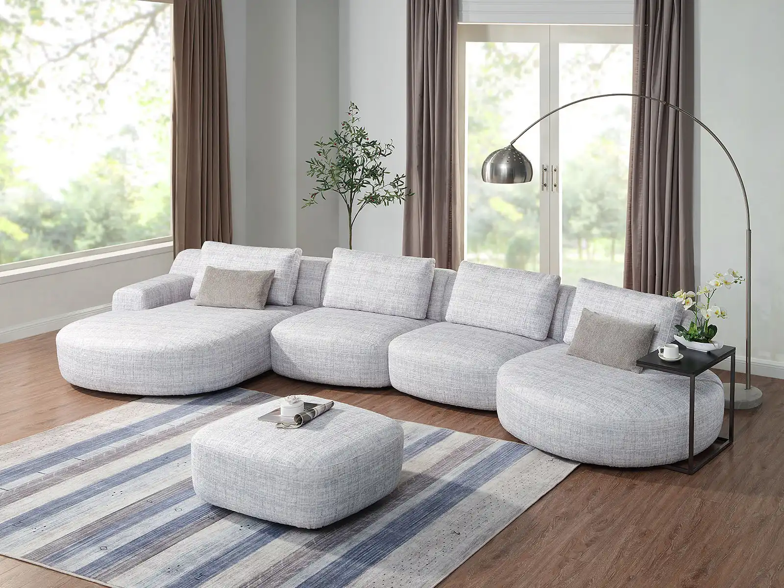 Trending Modular Sofas for Large Families